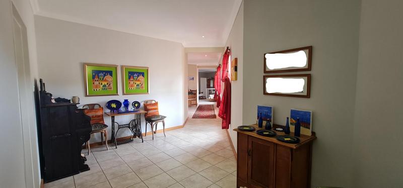 5 Bedroom Property for Sale in Myburgh Park Western Cape